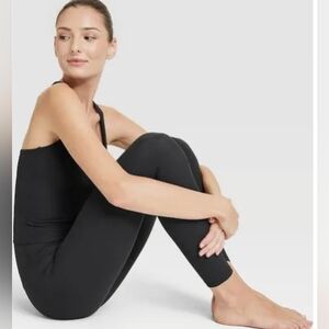 All in Motion Black Leggings M